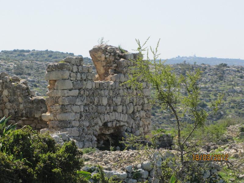 קובץ:מאריאל לרבבה דרך חרבת כרכוש 083 (Medium).jpg