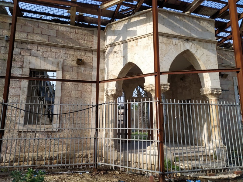 קובץ:חזיתותרמלה.jpg