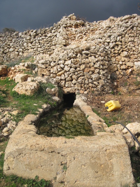 קובץ:עיןמע'רה.JPG