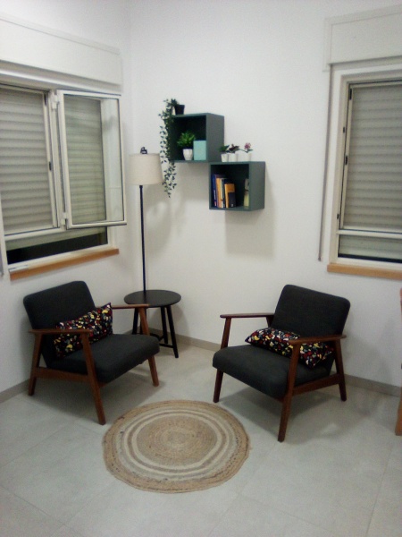 קובץ:2024-12-08T00 07 56.401468475311.jpg