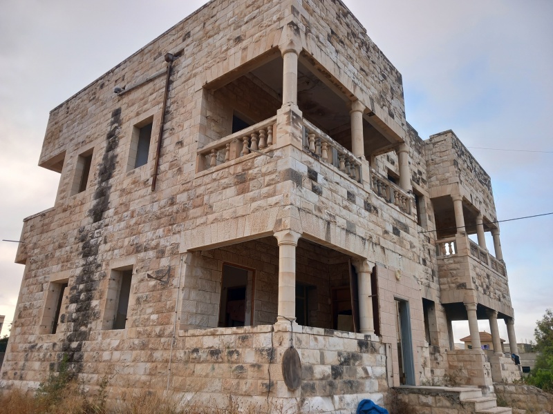 קובץ:2025-06-06T06 31 12.581251168140.jpg