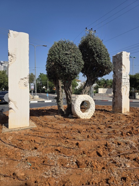 קובץ:2025-06-16T16 09 15.302632414831.jpg