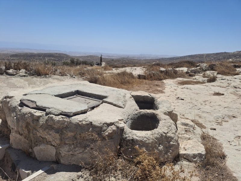 קובץ:2025-08-29T13 16 39.359491394404.jpg