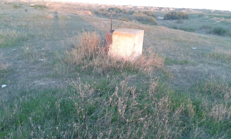 קובץ:Bir Gamli train embankment 1.jpg