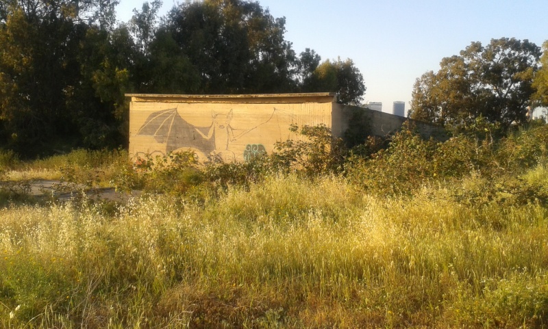 קובץ:Military capm near Abu Kabir prison 1.jpg