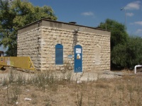 Stones house in the gate of Tirat Yehuda (Large).jpg